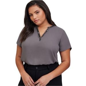 Torrid Georgette Neck Hi-Low Short Sleeve Blouse grey size 2XL